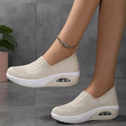 Scarpe ortopediche elasticizzate con cuscino d’aria per alleviare il dolore